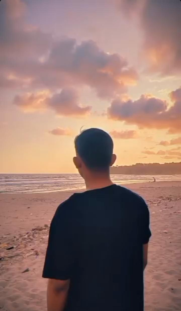 https://sakila14.webnikah.com/dirmember/00000029/Wuridestiawati/photo-283770-334905-l-202605030821.jpg